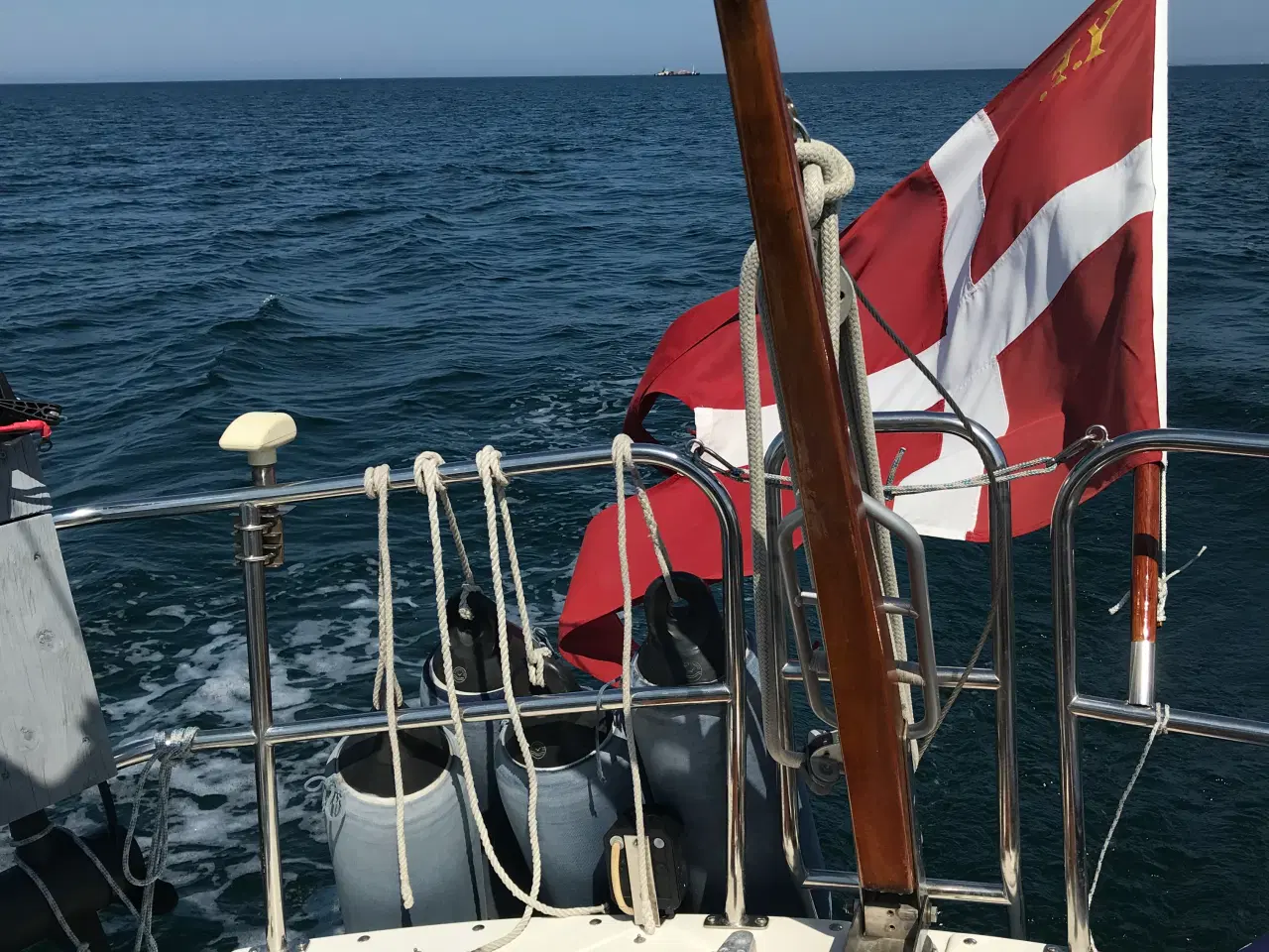 Billede 18 - Velsejlende Omega 34 sælges