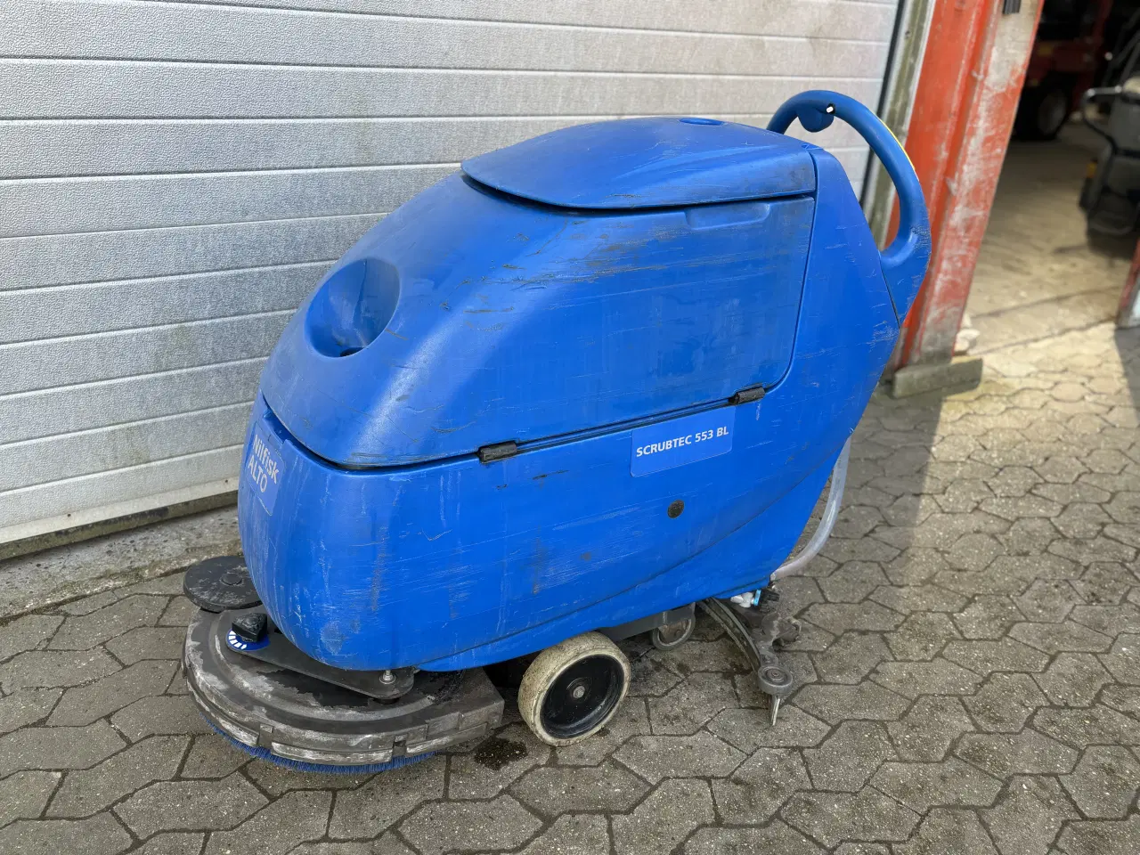 Billede 14 - Gulvvasker Nilfisk Scrubtec 553 BL Combi