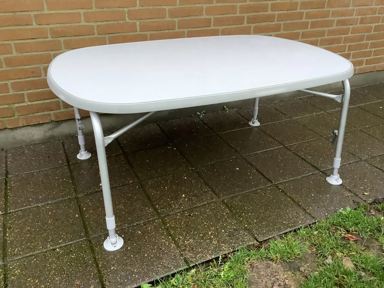 Billede 1 - Campingbord Westfield 