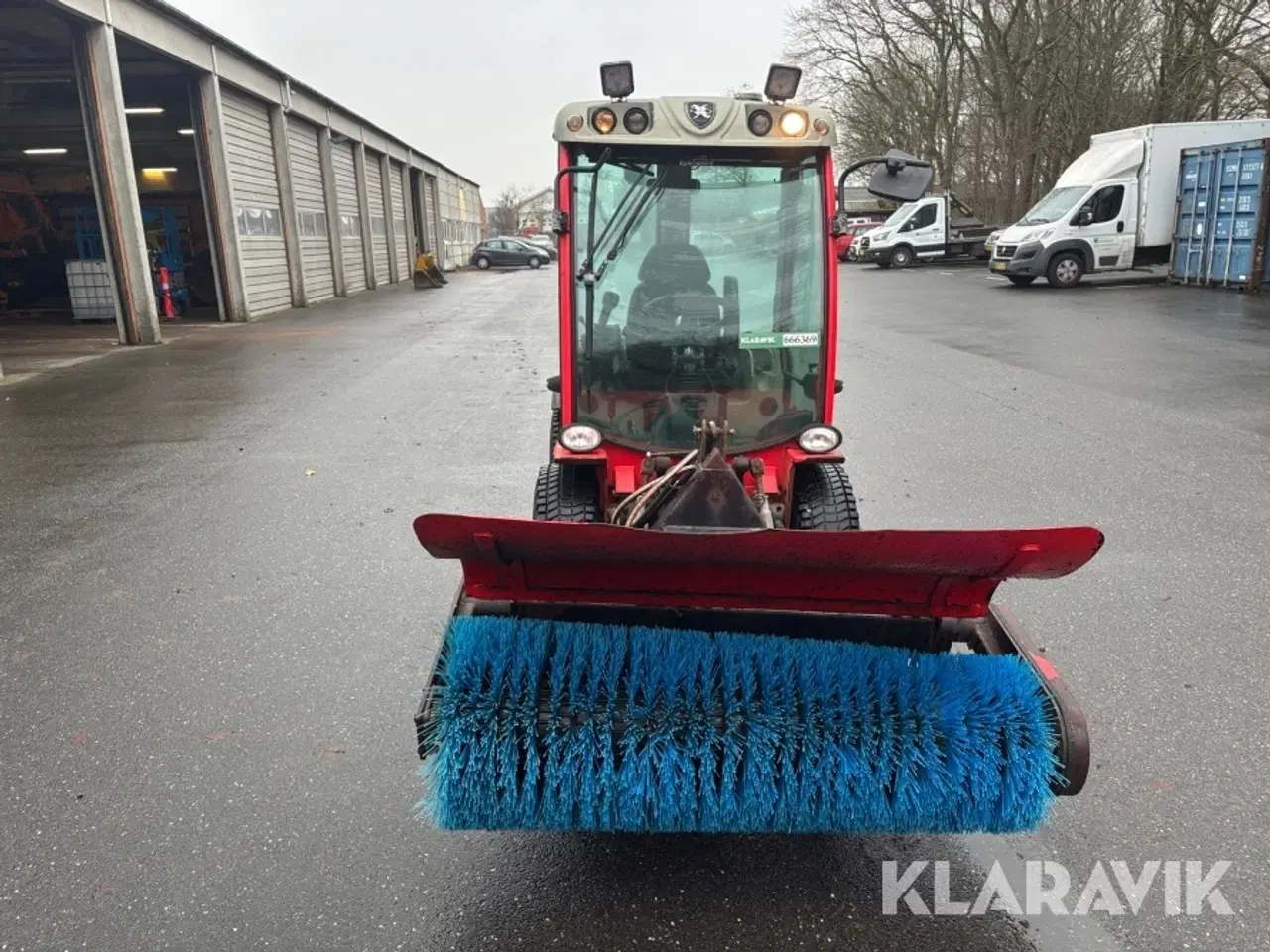 Billede 8 - Redskabsbærer Antonio Carraro SP 4000 med kost