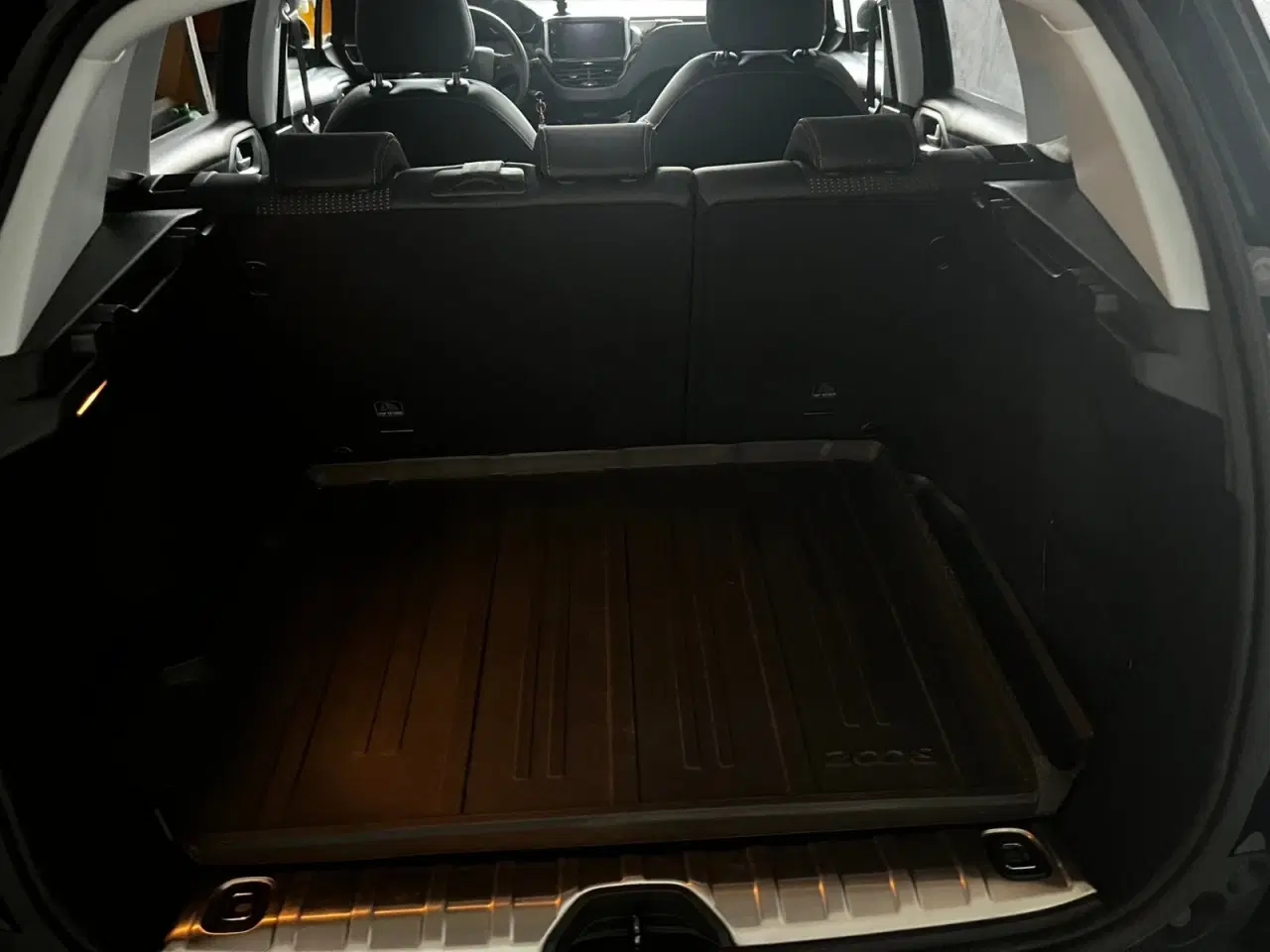 Billede 4 - Peugeot 2008 1,6 BlueHDi 100 Allure Sky