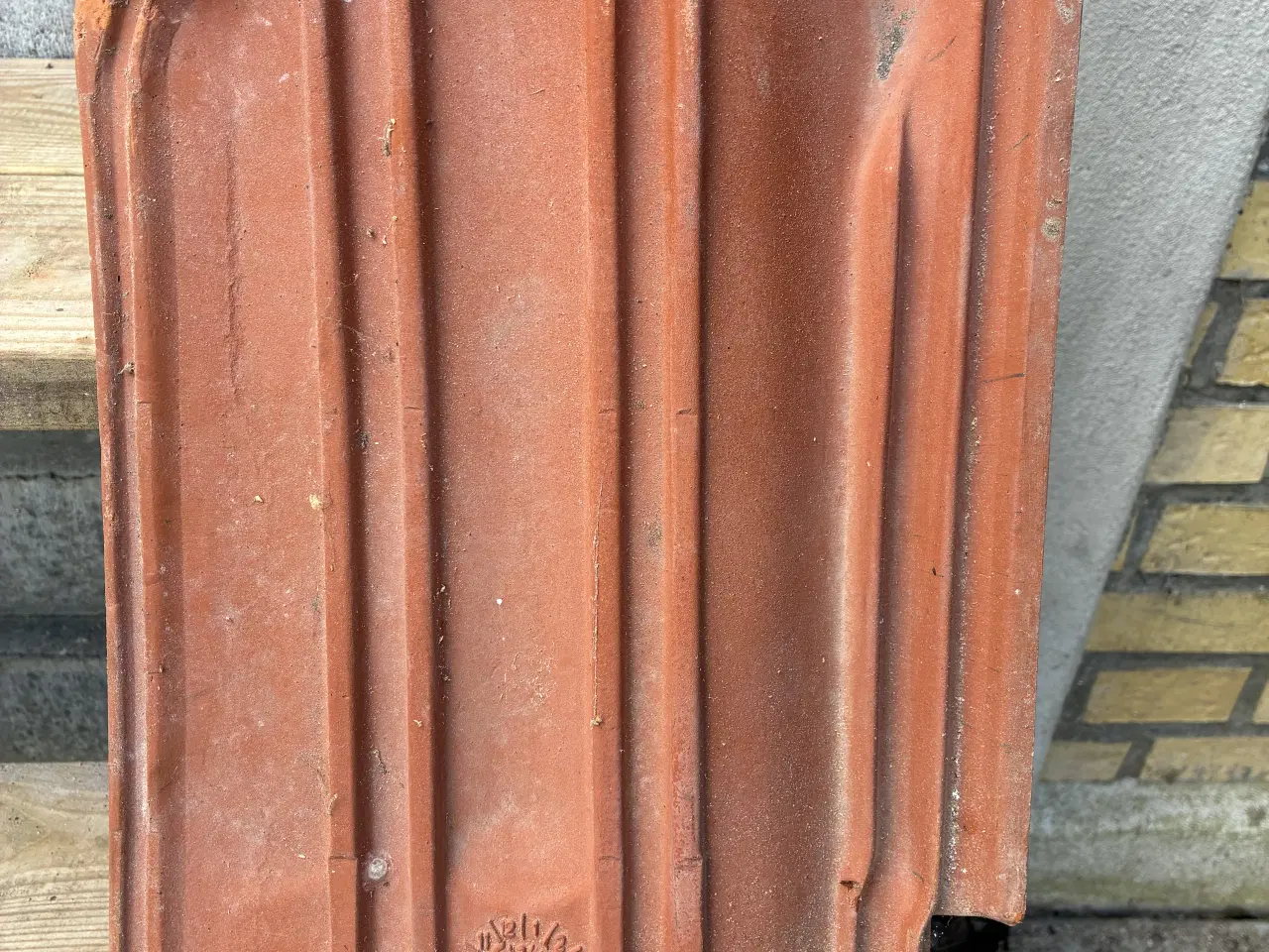 Billede 2 - Tagsten rød tegl