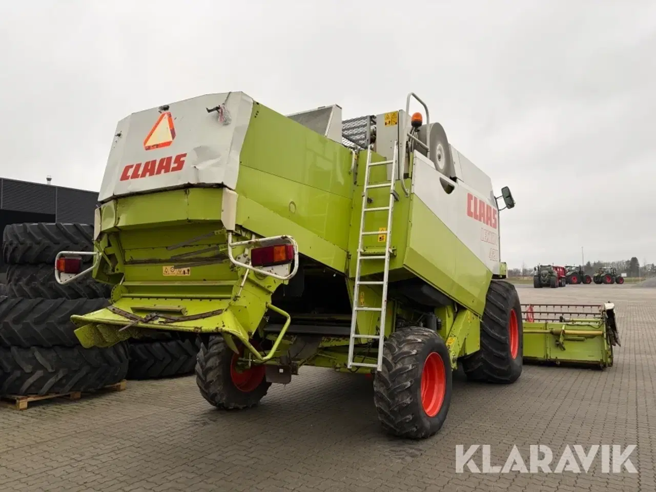 Billede 5 - Mejetærsker Claas Lexion 420 med C600 skærebord