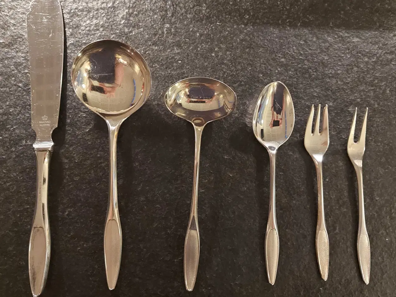 Billede 3 - Velholdt 2-tårnet bestik og flere andre dele