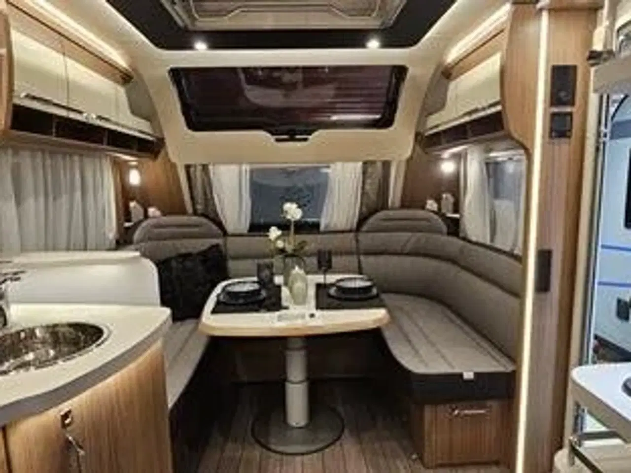 Billede 7 - Knaus SÜDWIND Scandinavian Selection 650 UDF - VINTERTILBUD Mover Kr: 1.- Spar 27.898