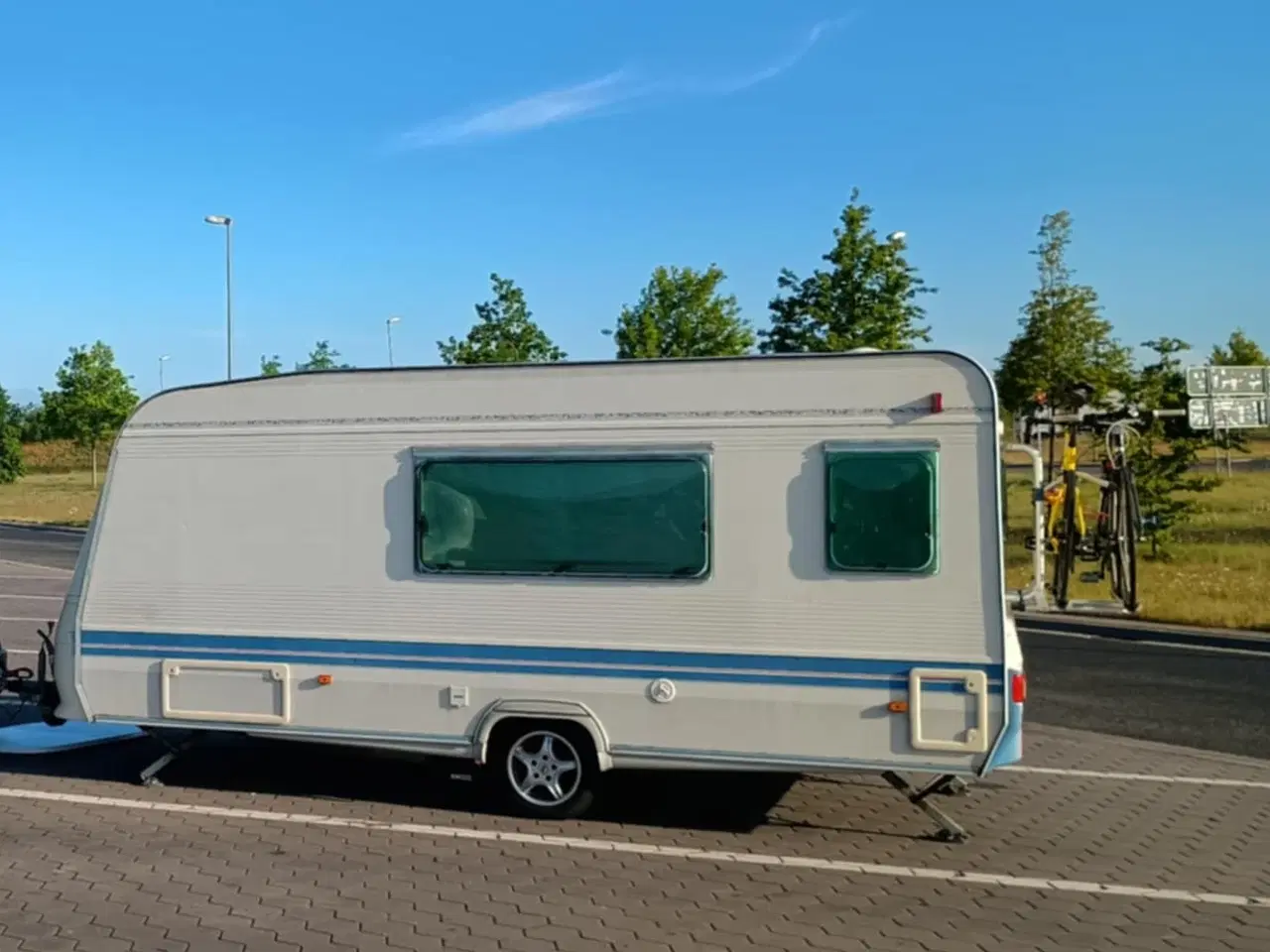 Billede 7 - Adria Unica 462 Campingvogn Årgang 2002 med MOVER
