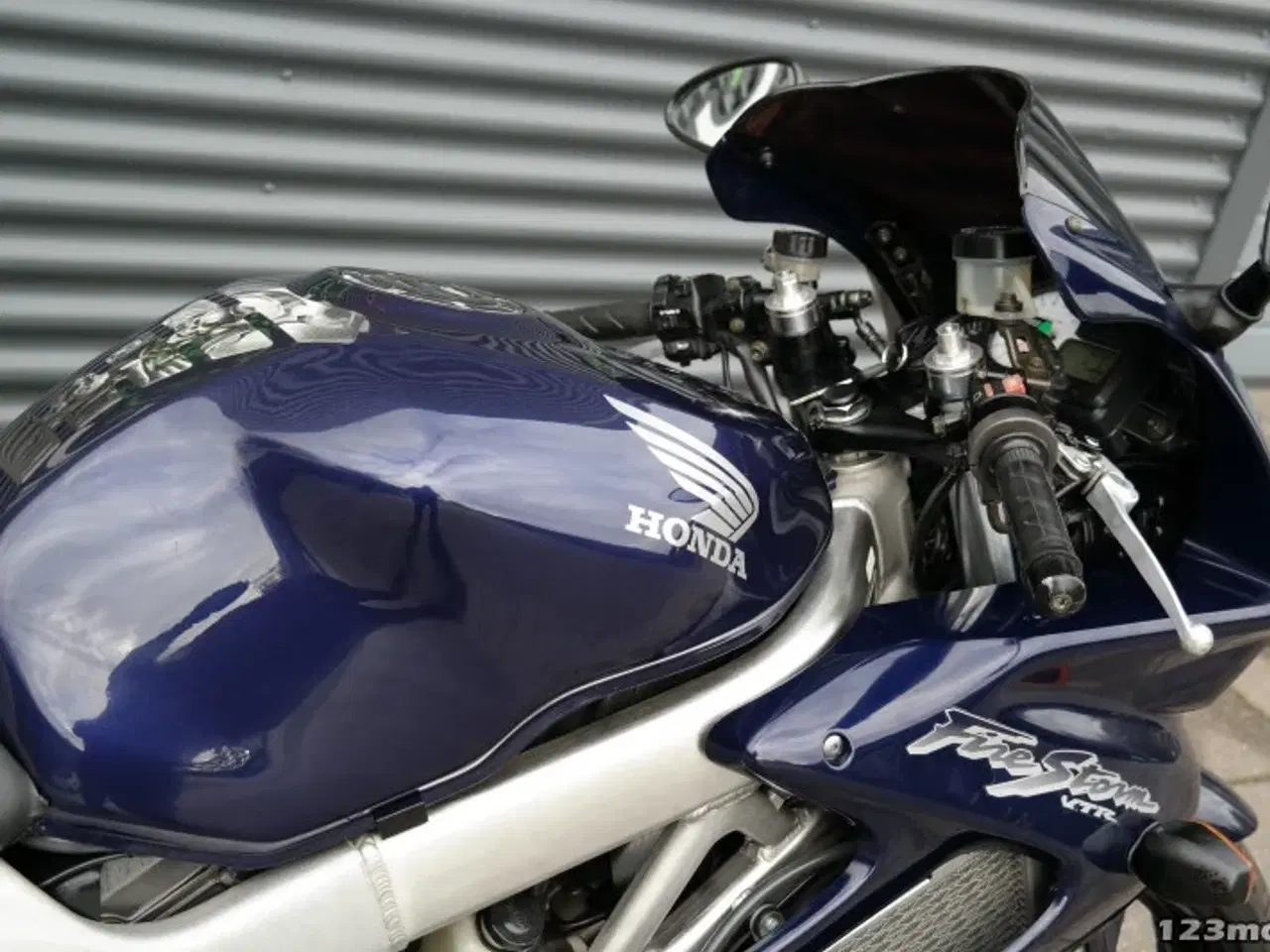 Billede 10 - Honda VTR 1000 F Firestorm mc-syd engros