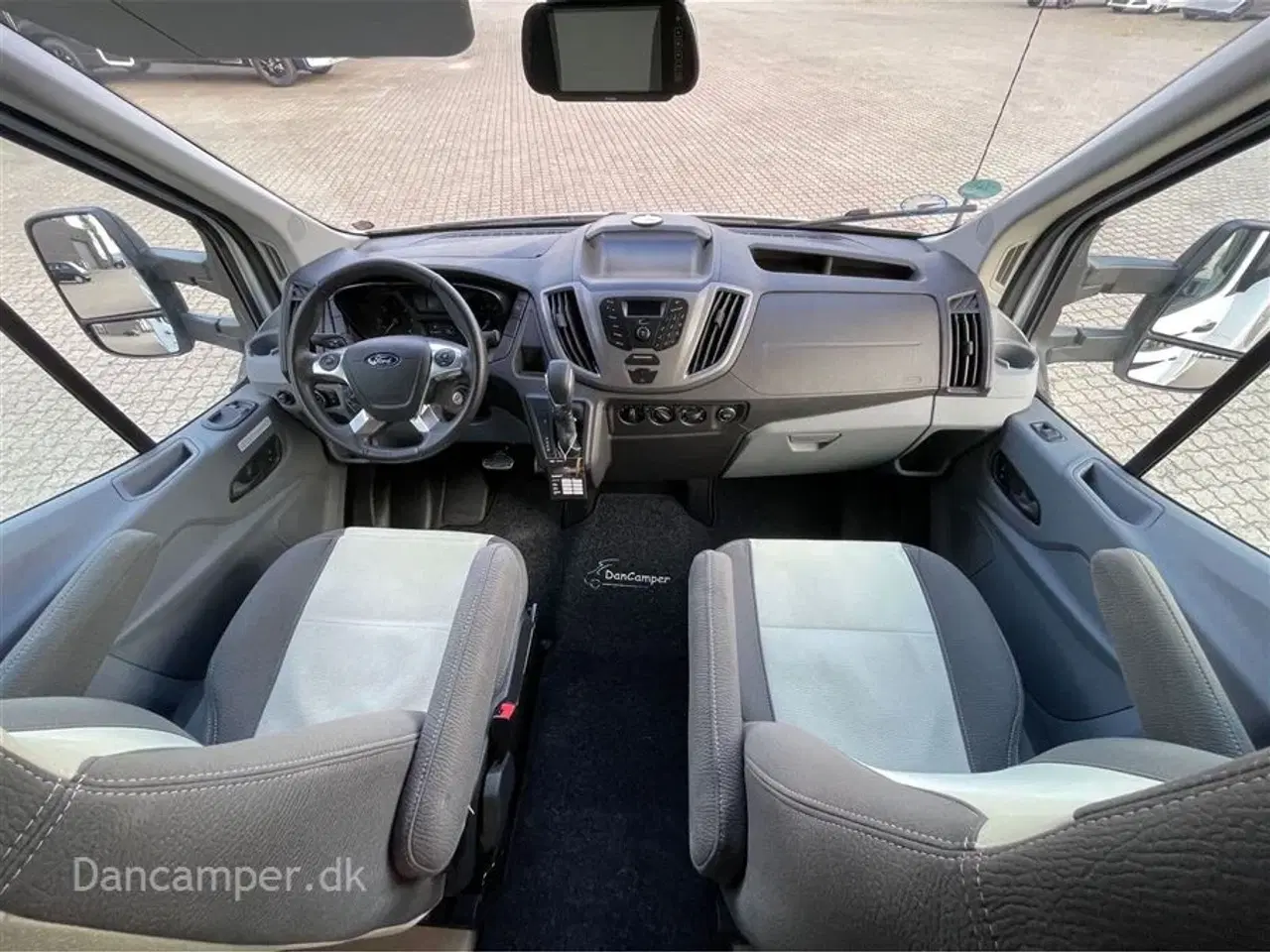 Billede 28 - 2019 - Chausson Titanium 767    Enkeltsenge, lounge-indretning, 170Hk Ford, AUT - Lihium Super B bodelsbatteri, Solceller, Michelin helårsdæk.