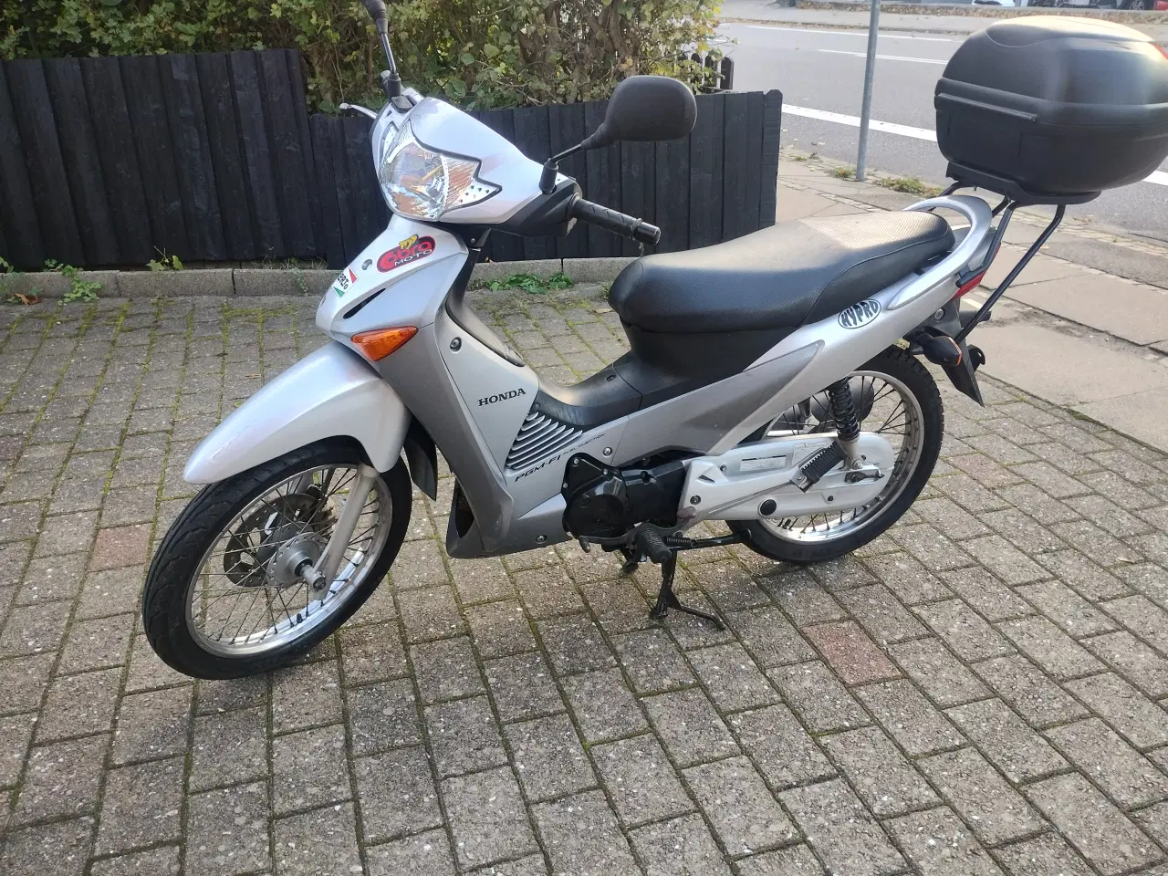 Billede 1 - Honda anf 125i