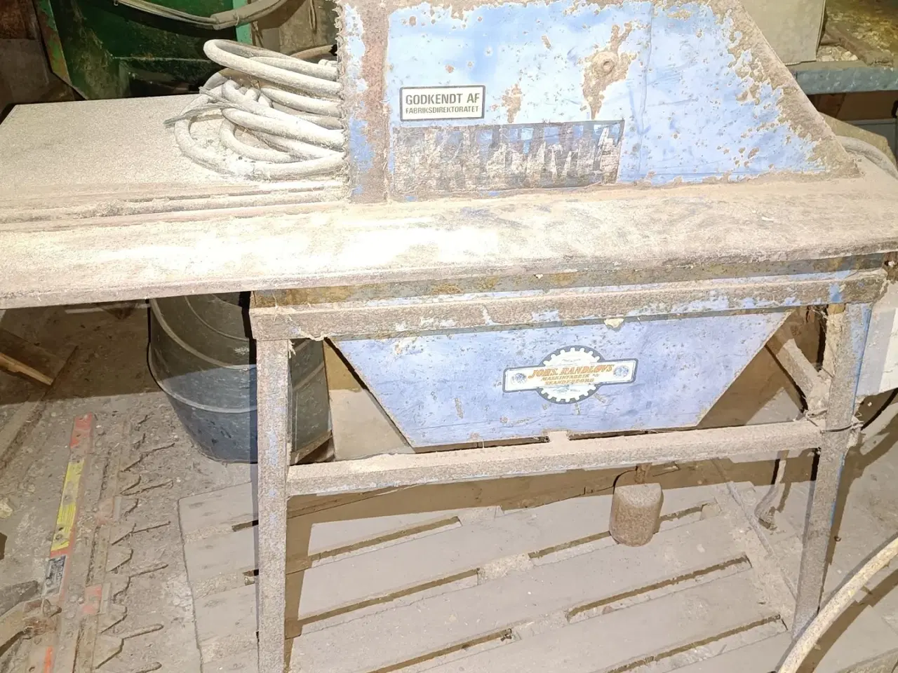 Billede 2 - - - - Brændesav