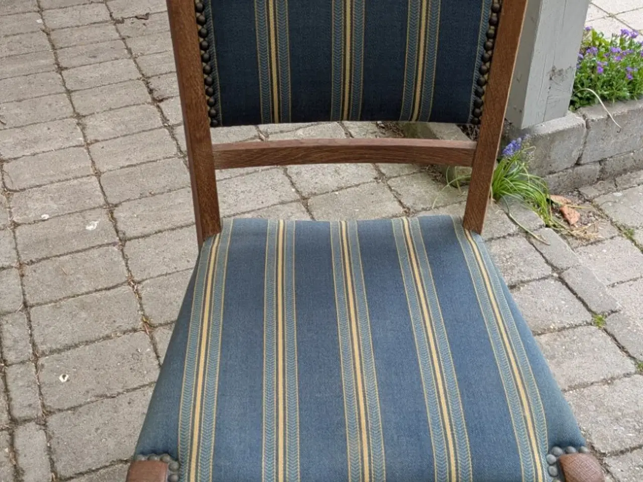 Billede 1 - Stole i syret eg