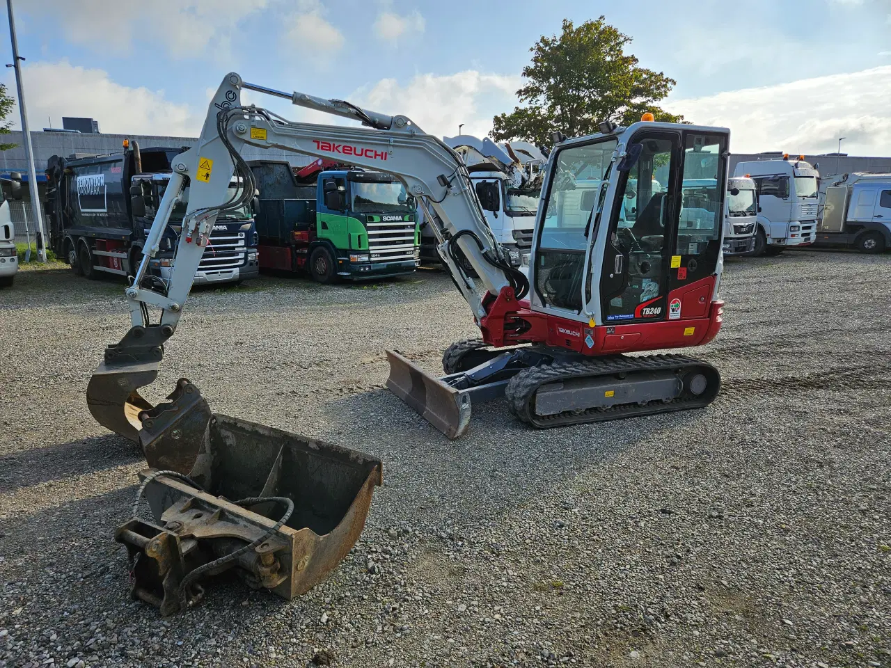 Billede 1 - Takeuchi TB 240 //3 Skovle//