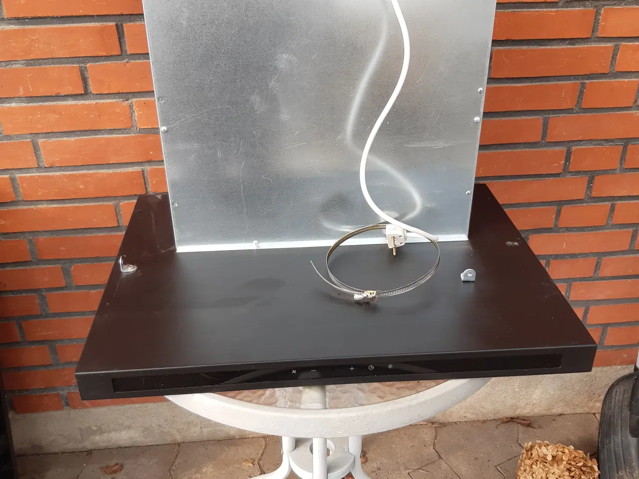 Billede 2 - Silverline PE412 emhætte med aftræk