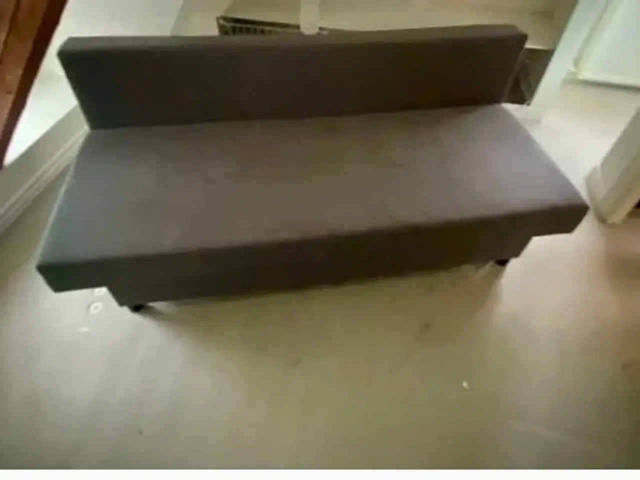 Billede 3 - Sovesofa  - skal væk!