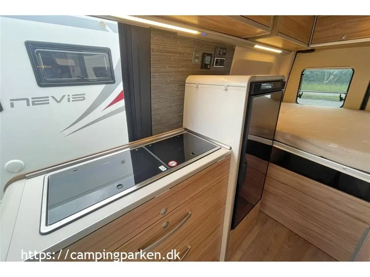 Billede 8 - 2021 - Hymer Grand Canyon S   Hymer Grand Canyon S byder på køreoplevelse, 4 sovepladser, under 6 meter