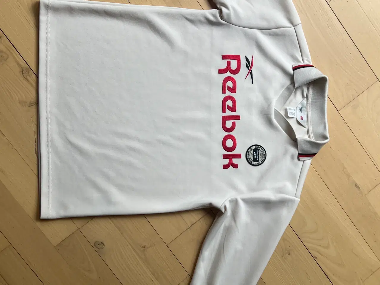 Billede 2 - REEBOK / H&M trøje – str. 146/152 