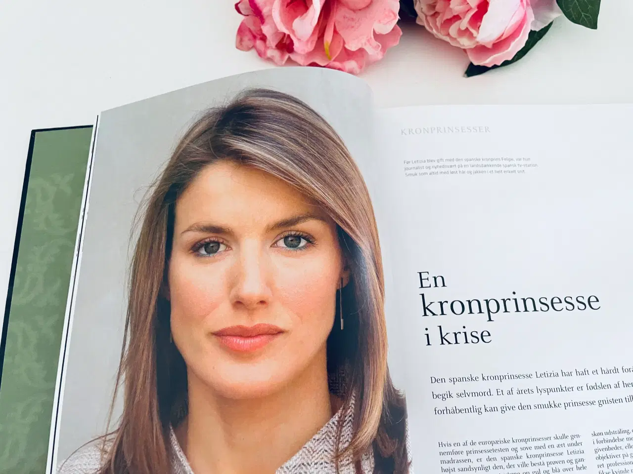 Billede 3 - Podium mode og livstil i Europas kongehuse