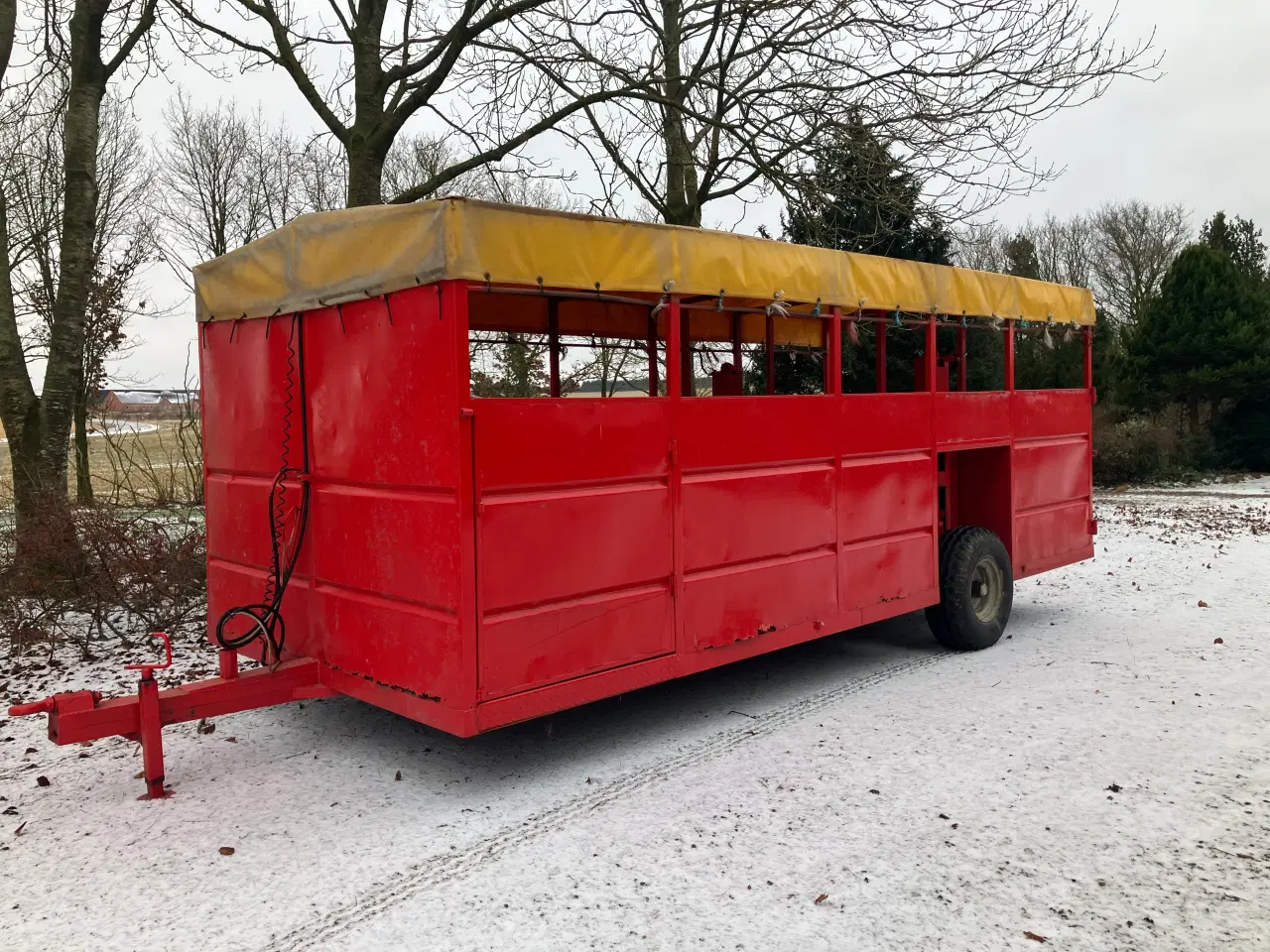 Billede 1 - Kreaturvogn med ny bund