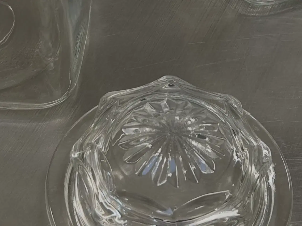 Billede 4 - 5 opbevaringsglas med låg