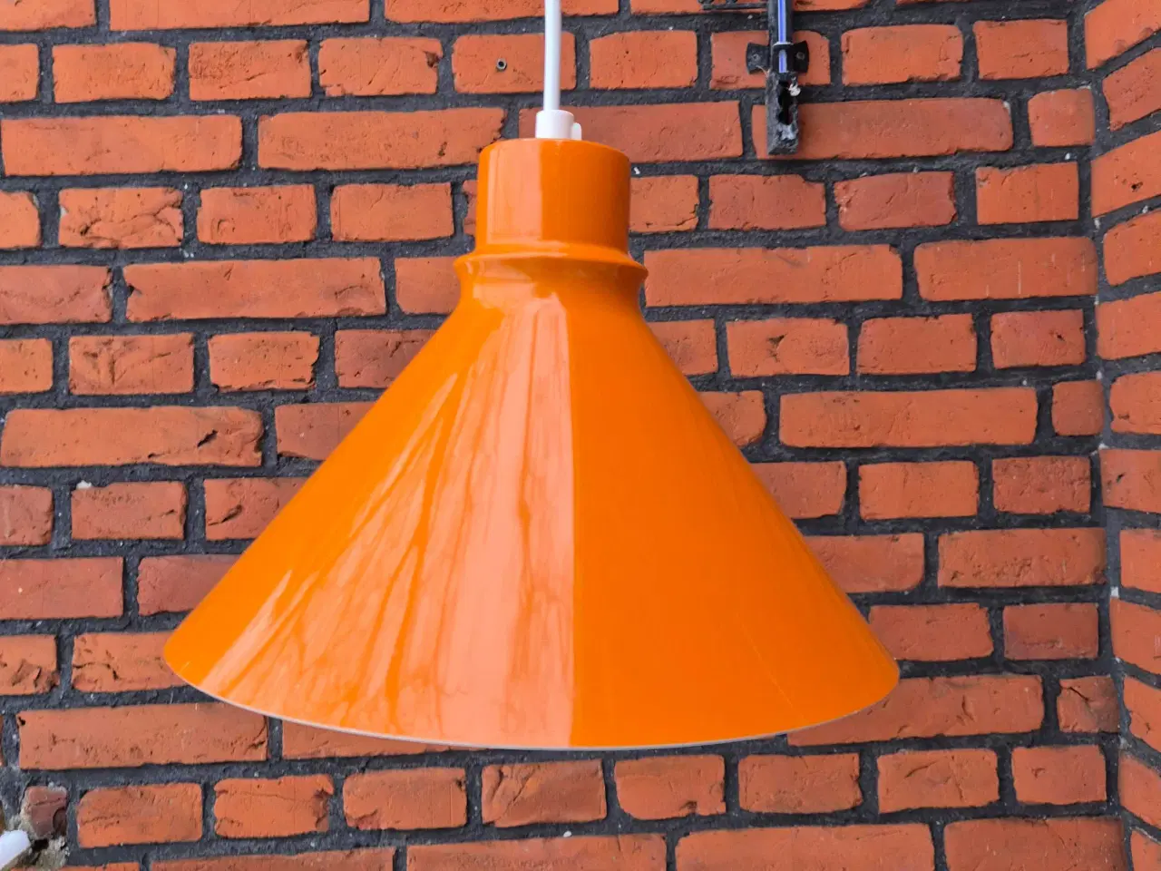 Billede 1 - Sød lille orange retropendel