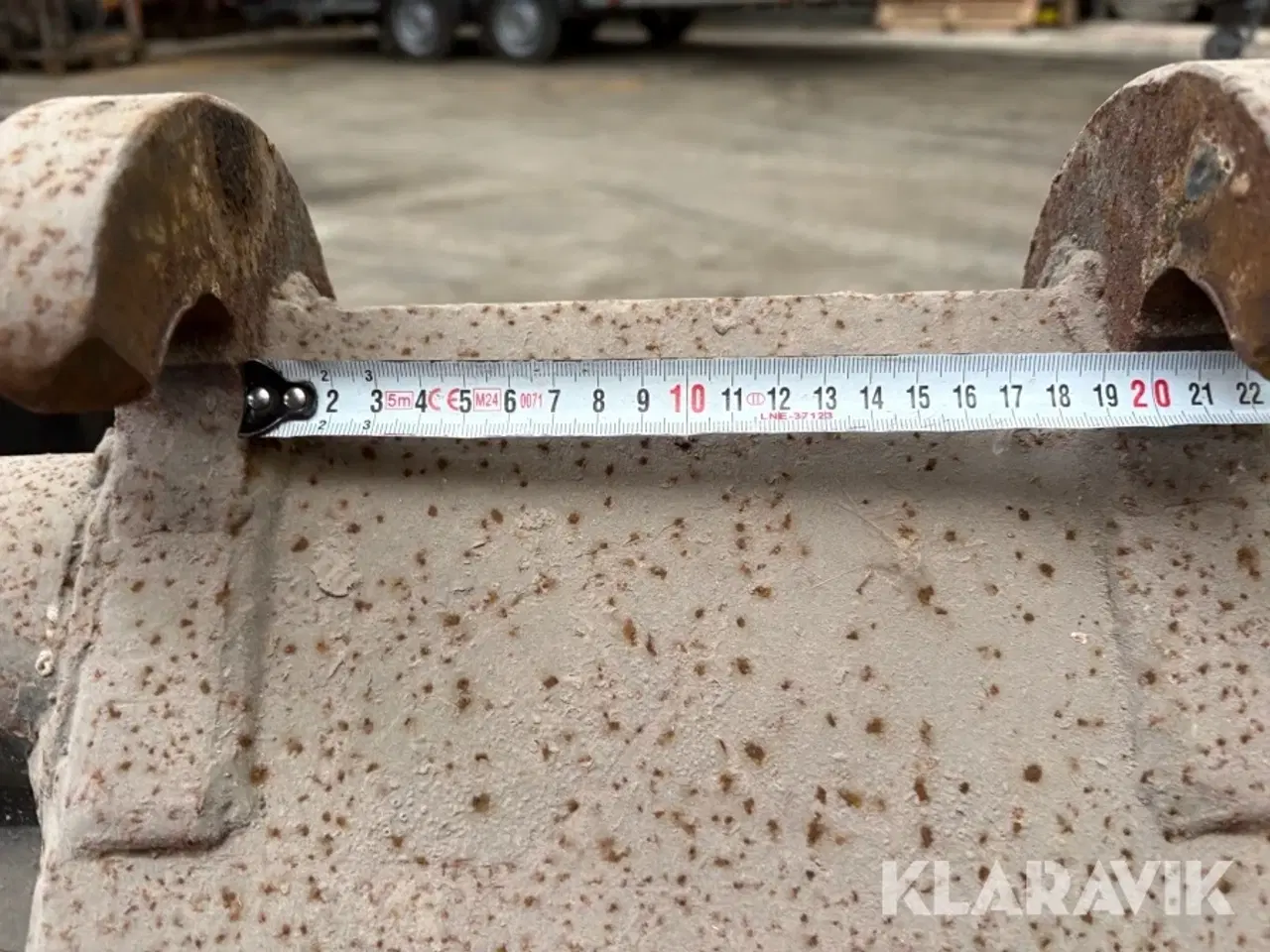 Billede 12 - Graveskovl med tænder