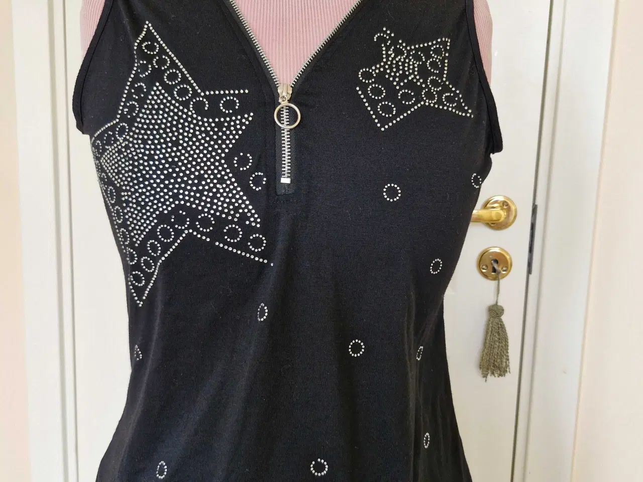 Billede 2 - Bluse med similisten