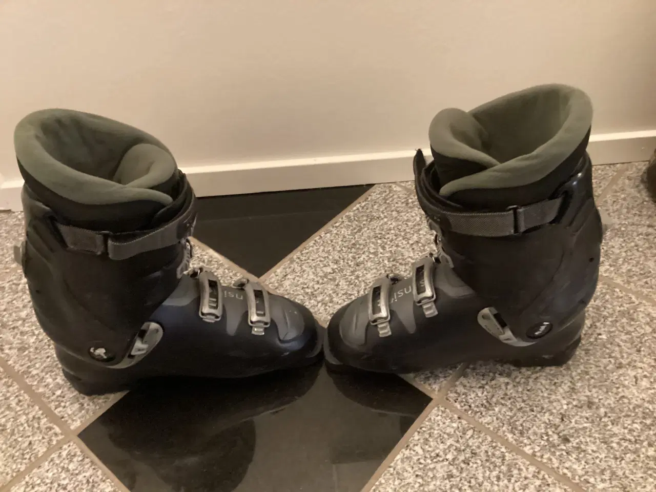 Billede 4 - Pæne SALOMON Sensifit skistøvler str. 28.0 (44)