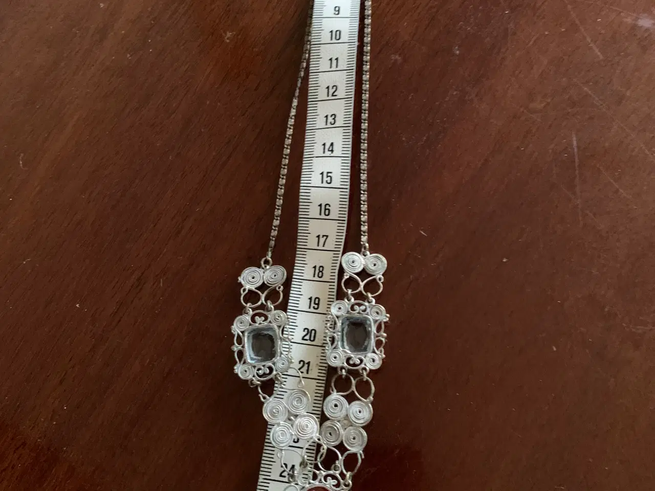 Billede 2 - Halskæde og armbånd