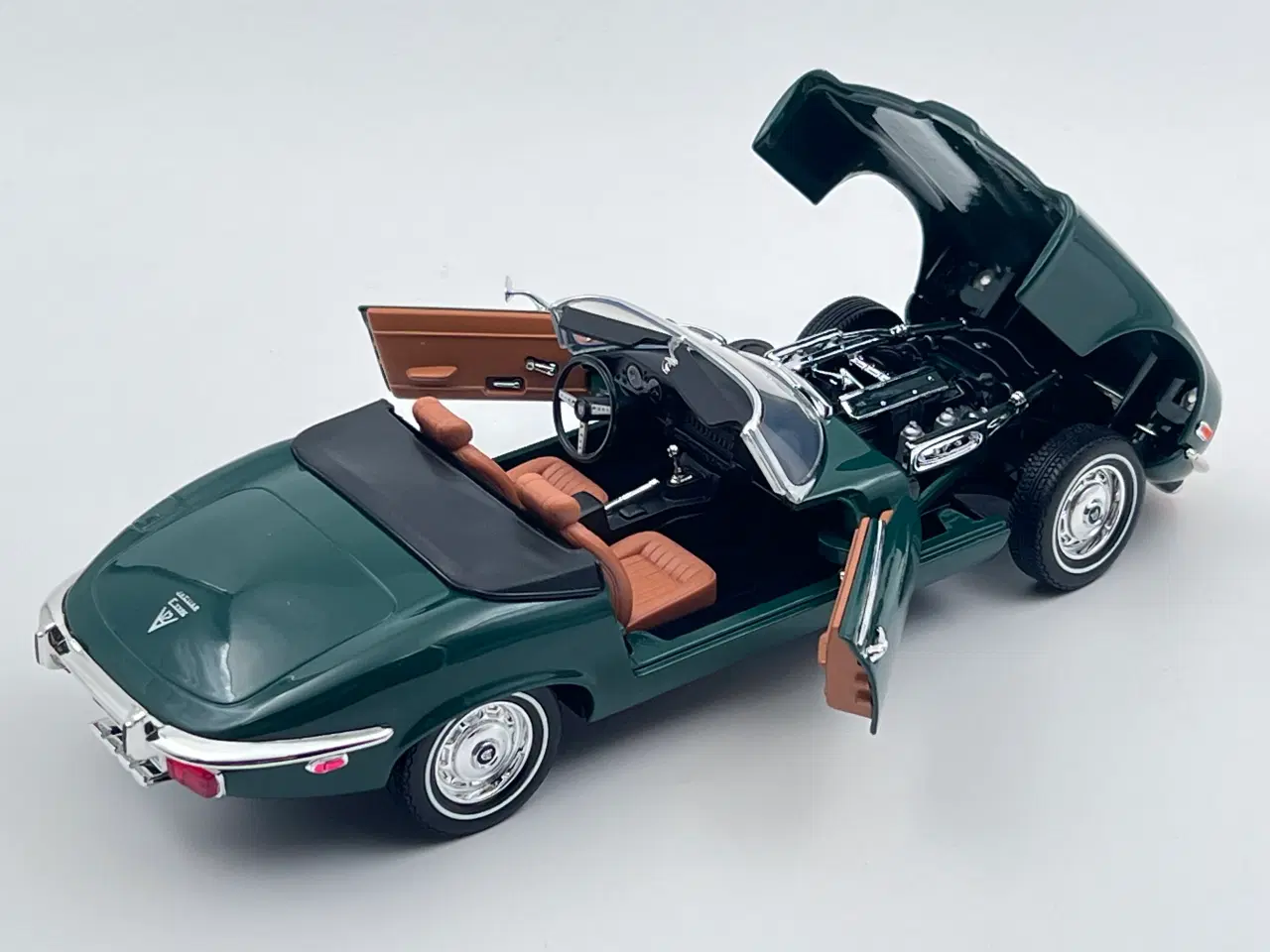 Billede 5 - 1971 Jaguar E-Type Mk3 Cabriolet - 1:18  