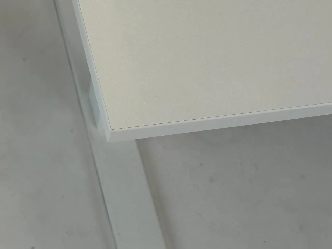 Billede 3 - Hæve-/sænkebord 120x80 (HolmrisB8 Plade) - Linak