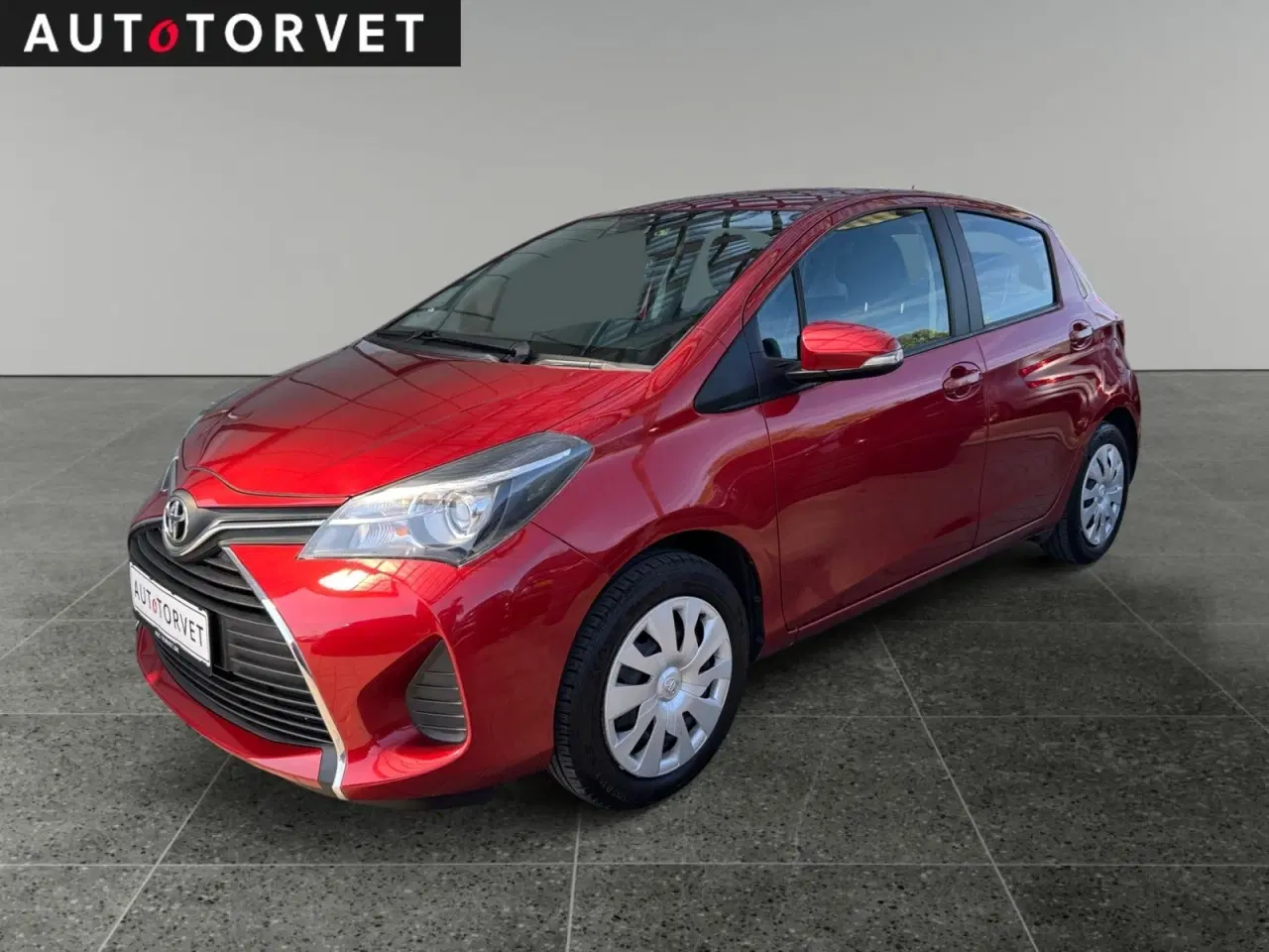 Billede 1 - Toyota Yaris 1,0 VVT-i T2 Touch