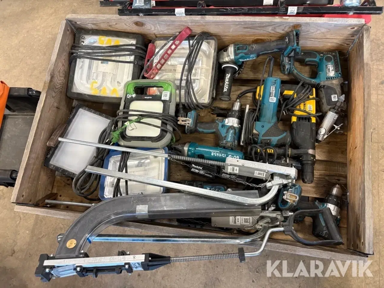 Billede 5 - Assorteret håndværktøj og tilbehør - 1 palle