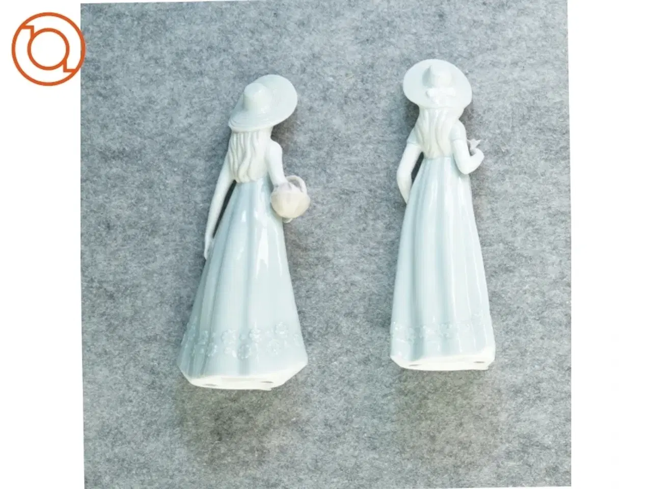Billede 3 - Figurer (2 stk) (str. 22 x 10 cm)