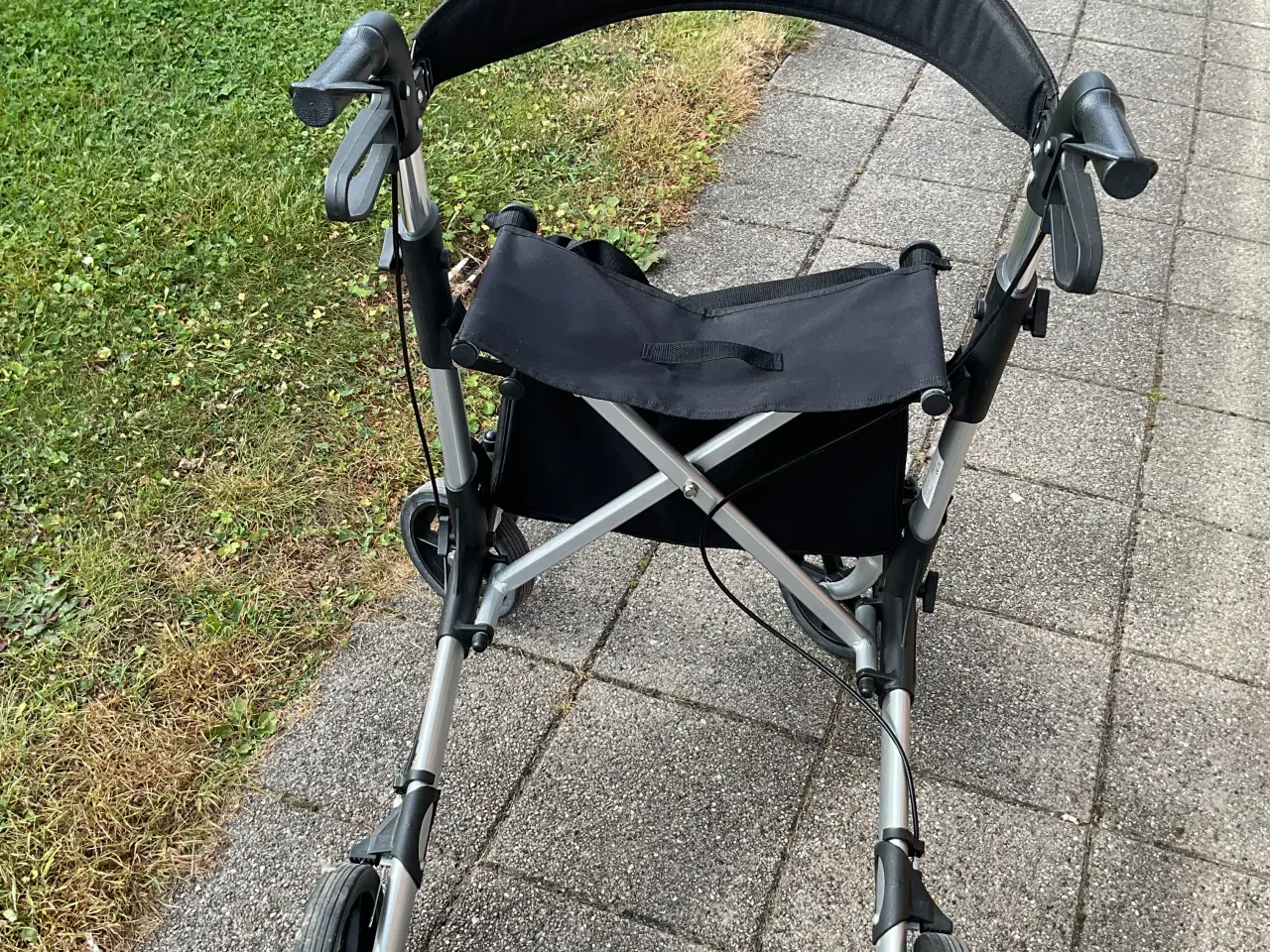 Billede 1 - Rollator sælges