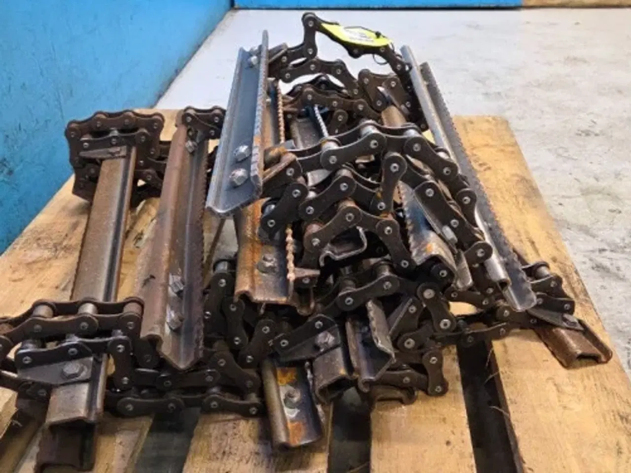 Billede 5 - Case 8010 Kæde 87283359