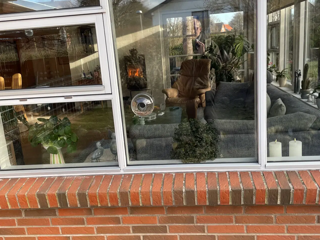 Billede 1 - Vindues partier sælges