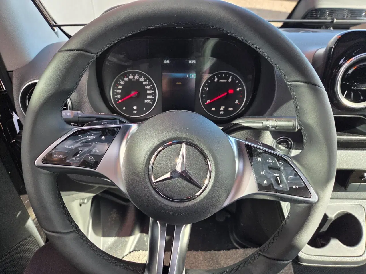 Billede 5 - Hymer B-MC T600 2,0 CDi 170 aut.