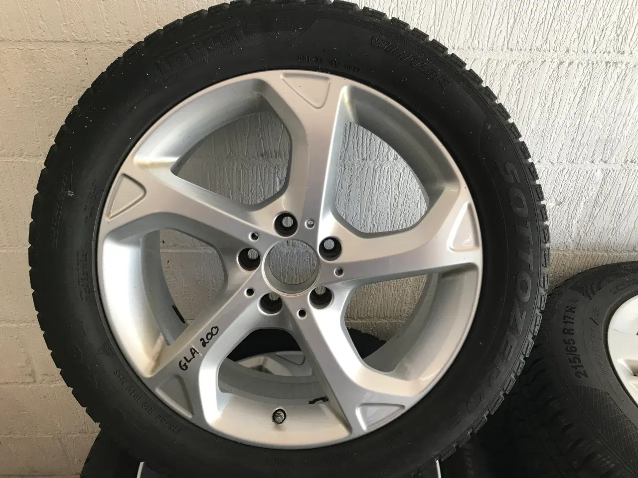 Billede 1 - Vinterhjul, Mercedes GLA 200