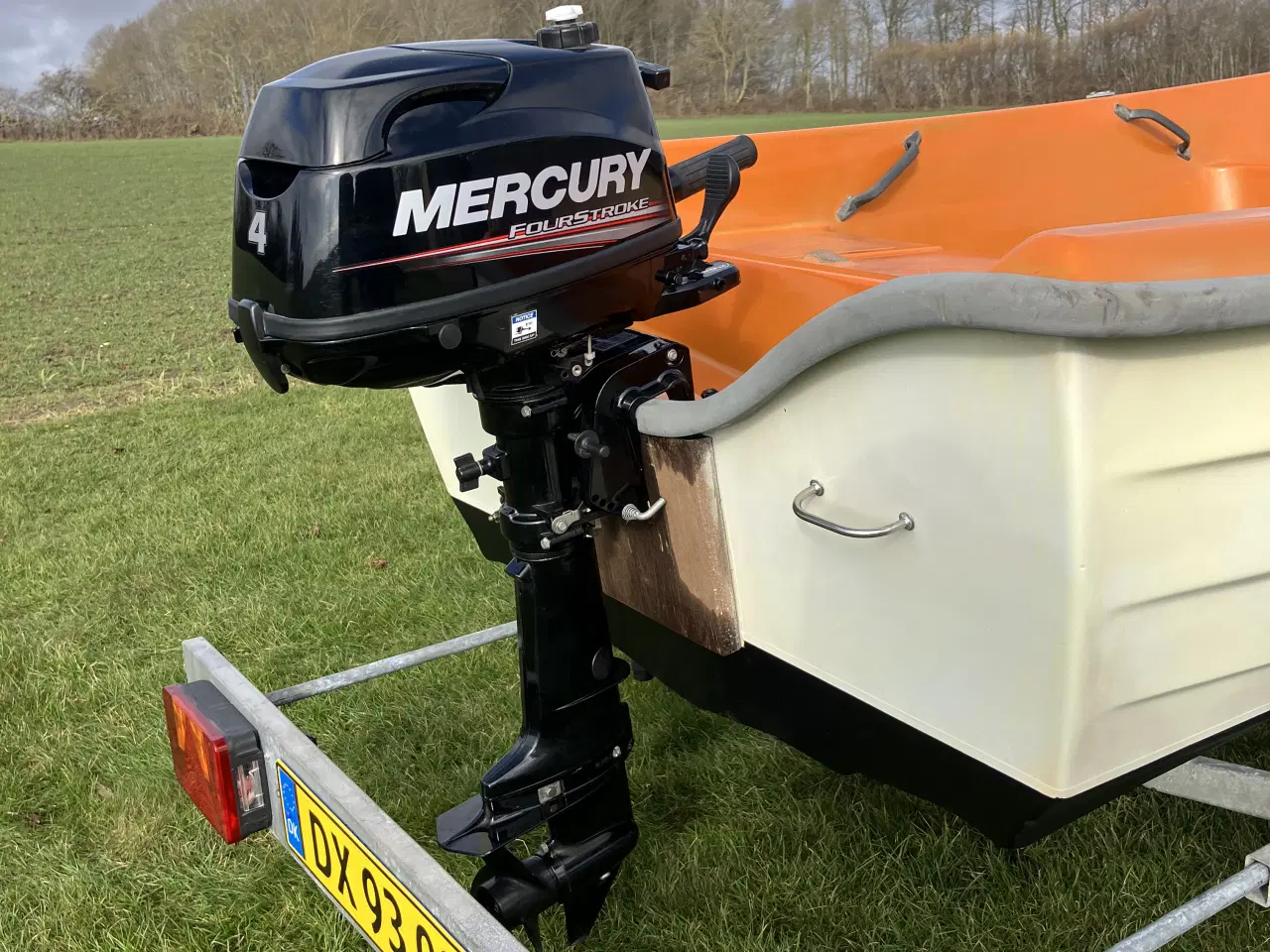 Billede 1 - Jolle +ny motor og trailer