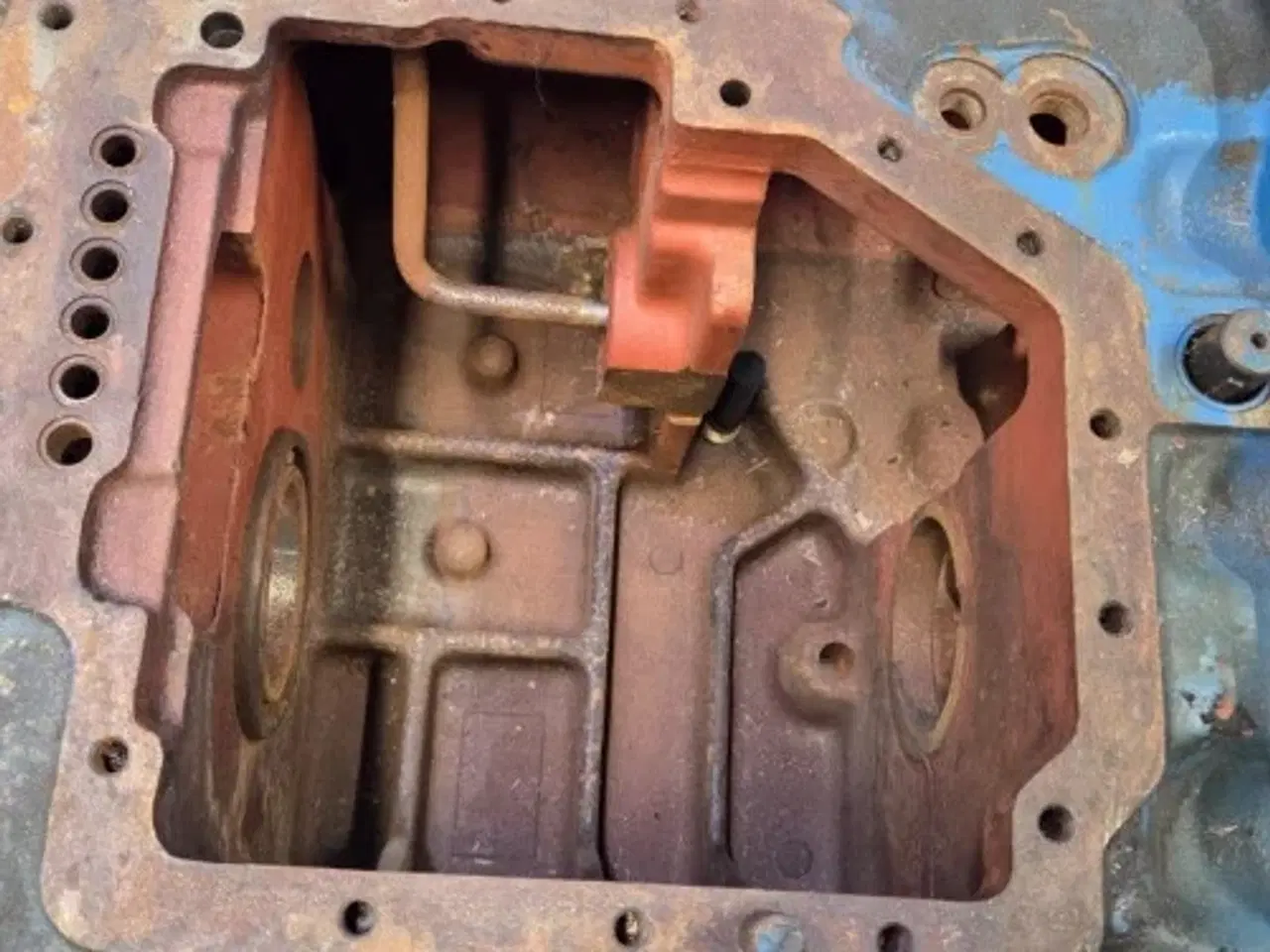 Billede 12 - Ford 7740 Gearkassehus F0NN7005AH