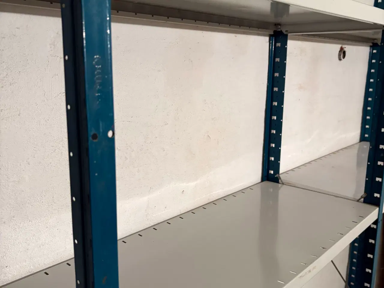 Billede 2 - Reolsystem til kælder/skur