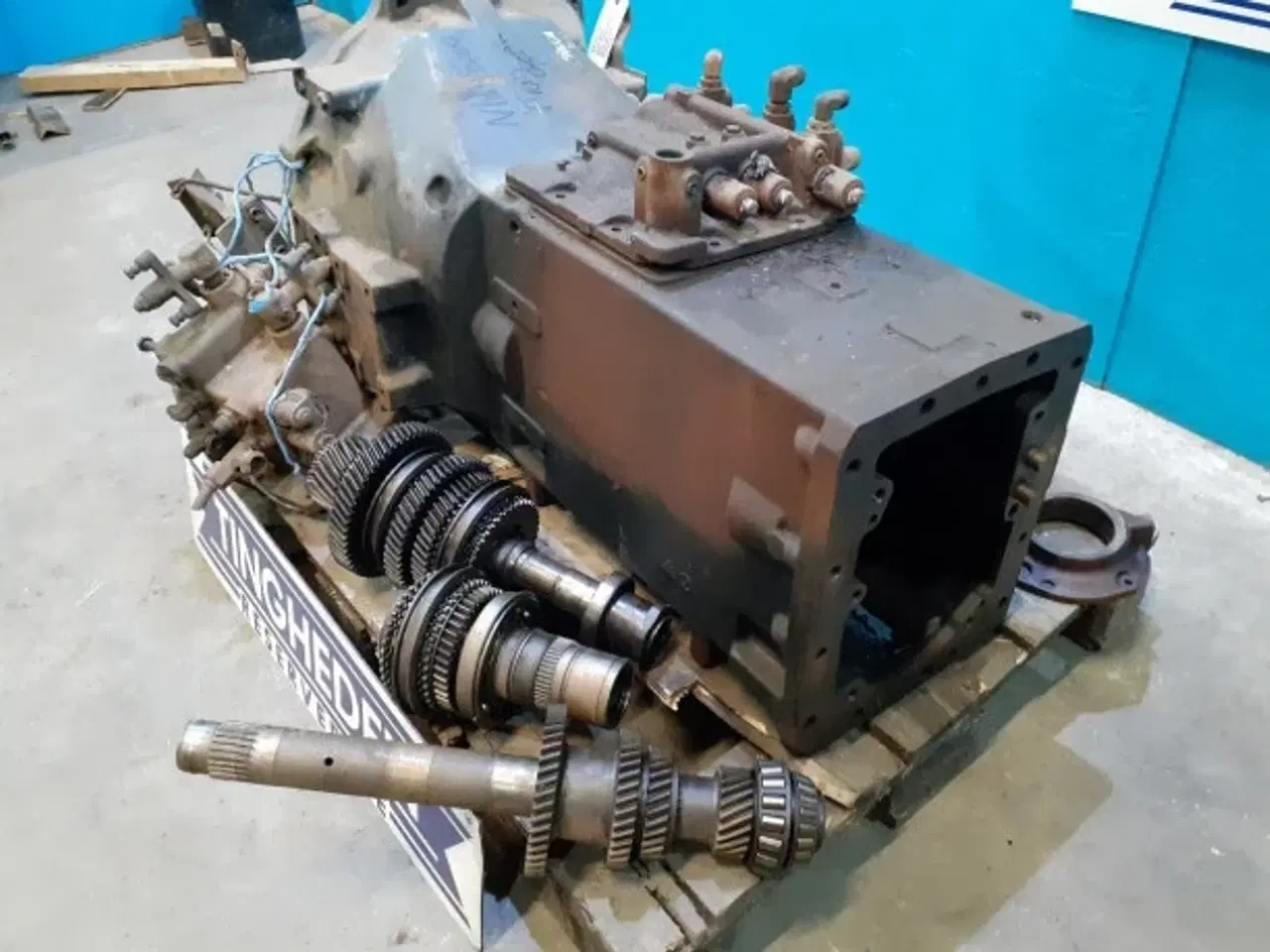 Billede 12 - New Holland 8260 Gearkasse