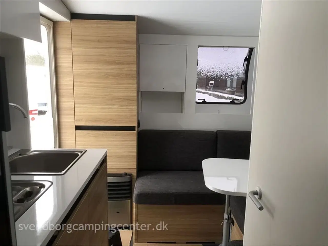 Billede 10 - 2022 - Adria Action 391 PD Panorama Bemærk den lave egenvægt.