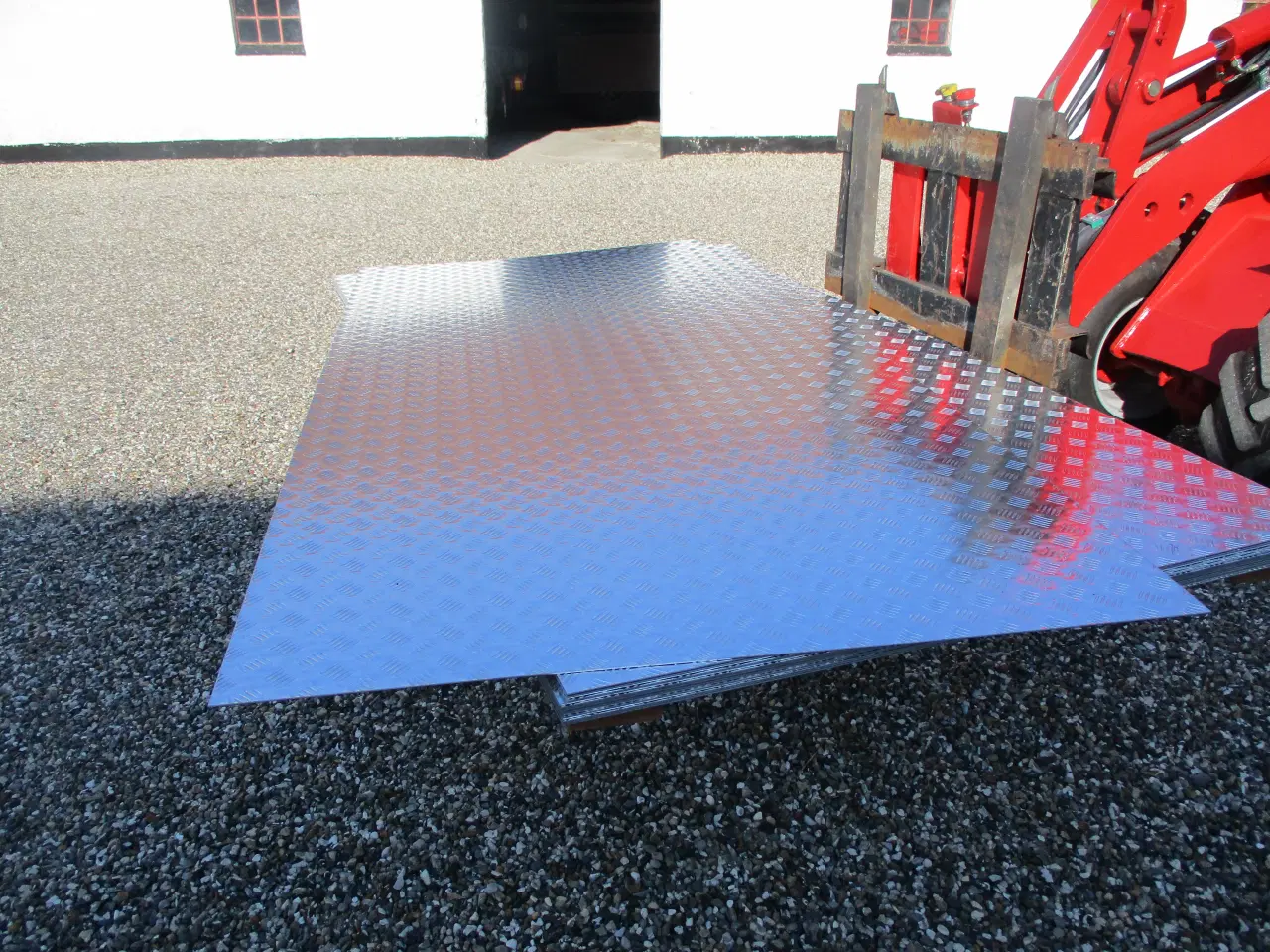 Billede 1 - Dørkplade, alu, 3/4 mm.