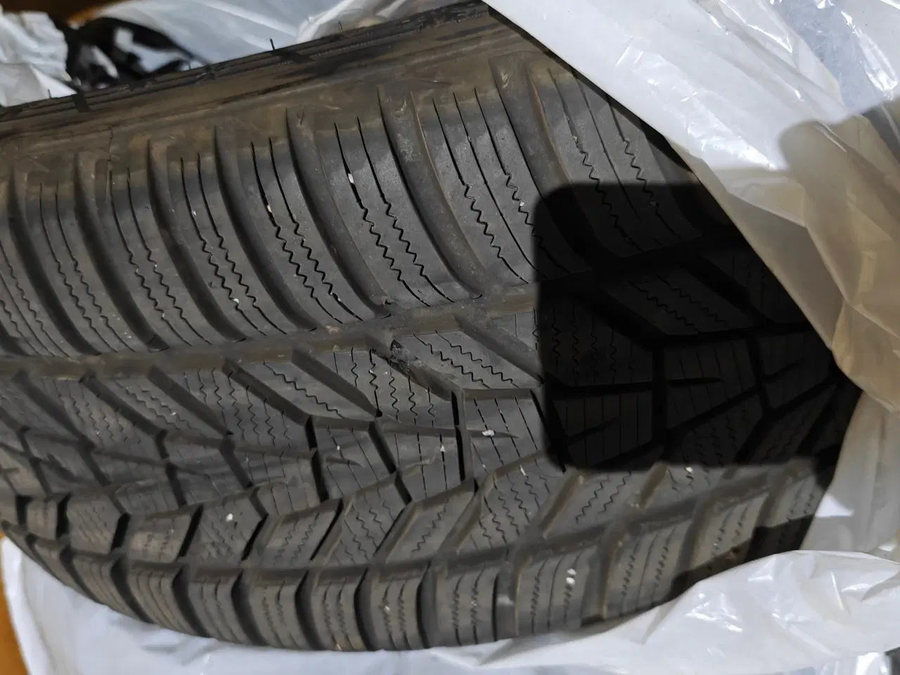 Billede 1 - Vinterdæk 20" 235/50R20 104W H Peugeot E3008/E5008