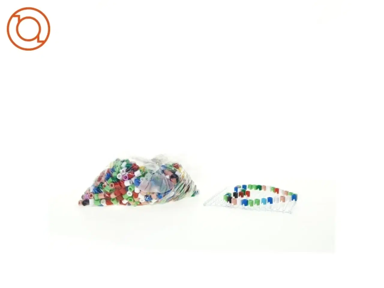 Billede 2 - Perler fra Hama (str. 16 cm)