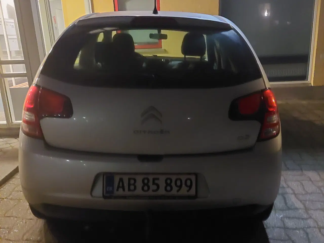 Billede 2 - Pendler bil 1200 km på en tank