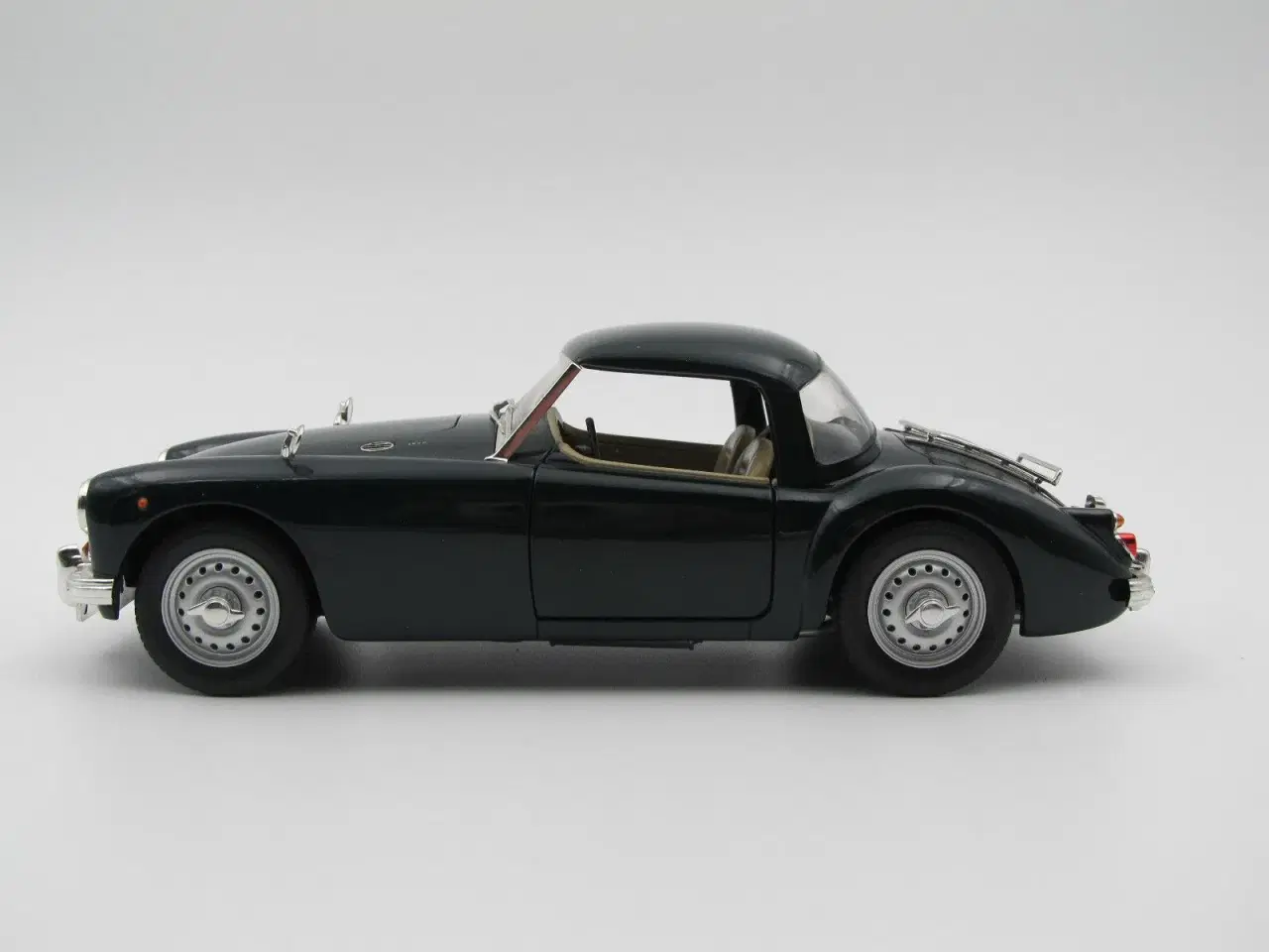 Billede 3 - 1959 MGA Mk1 1600 Roadster Hardtop 1:18  