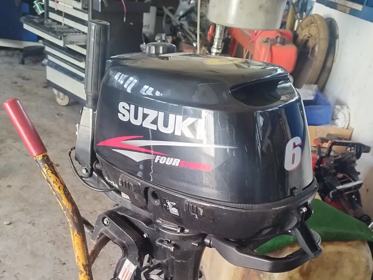 Billede 1 - Suzuki 6 hk Defekt