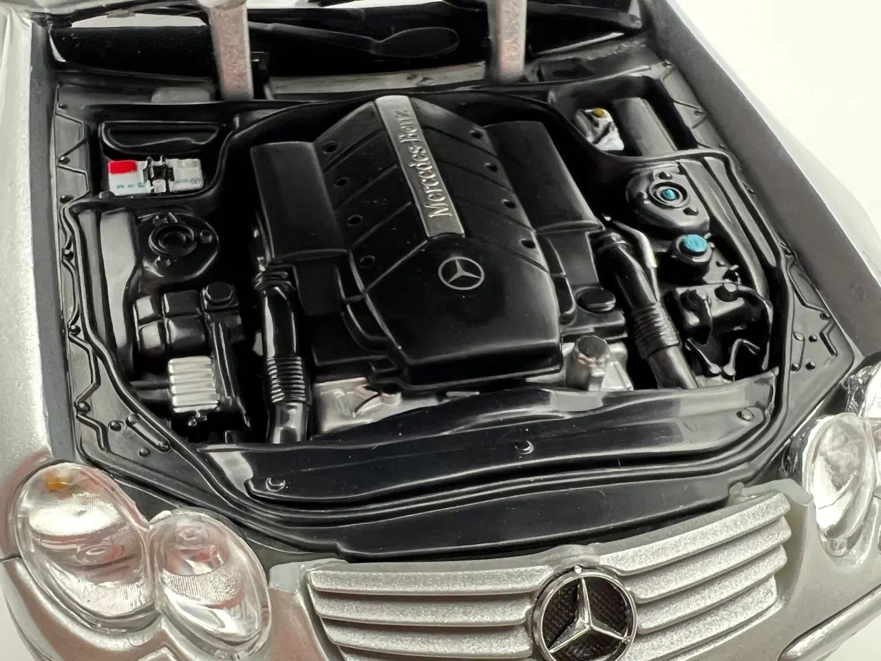 Billede 6 - 2001 Mercedes SL500 - 1:18